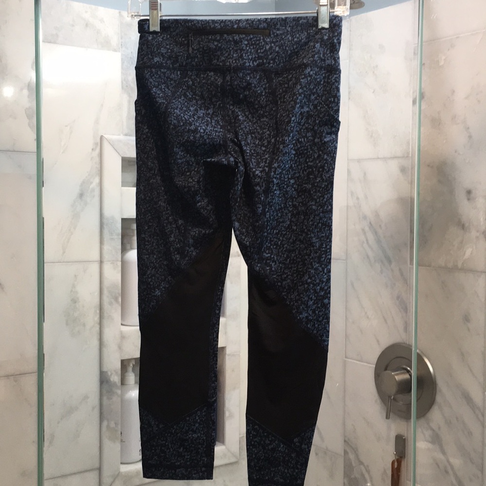 Lululemon Pace Rival Crops (4) - Picture 7 of 8